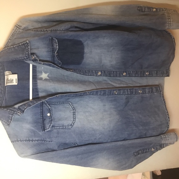 Jean jacket - Picture 2 of 4